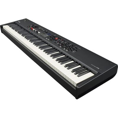 Yamaha YC88 digitális színpadi zongora