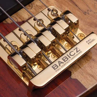 Cort Rithimic elektromos basszusgitár