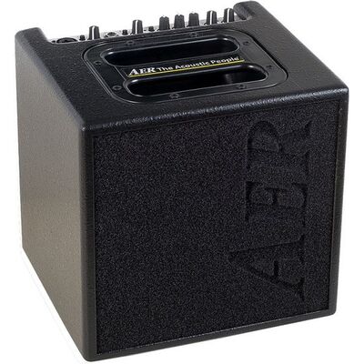 AER Alpha 40 akusztikus gitár erősítő