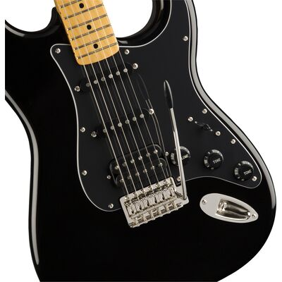 Squier Classic Vibe '70s Stratocaster HSS MN Black elektromos gitár