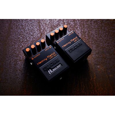 BOSS HM-2W Waza Craft Heavy Metal effektpedál