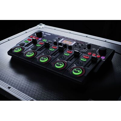 BOSS RC-505mkII Loop Station asztali looper/multieffekt